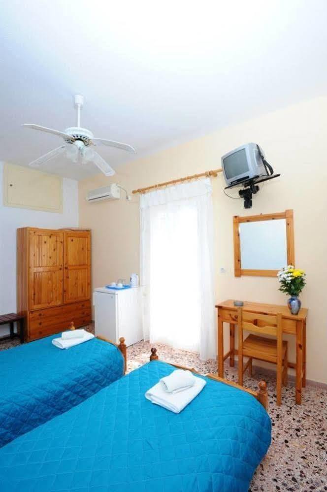 Villa Kavallaris & Apartments Месарія Екстер'єр фото